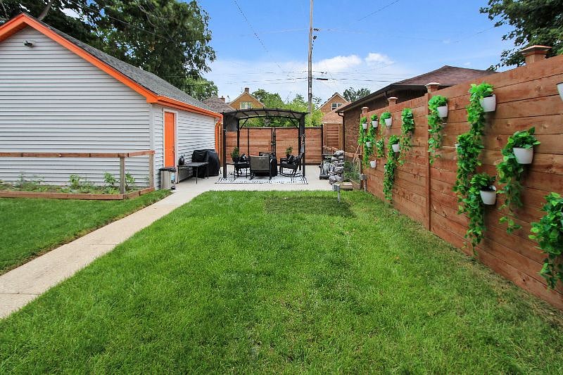 Furnished Finder property 436126_1 photo 22
