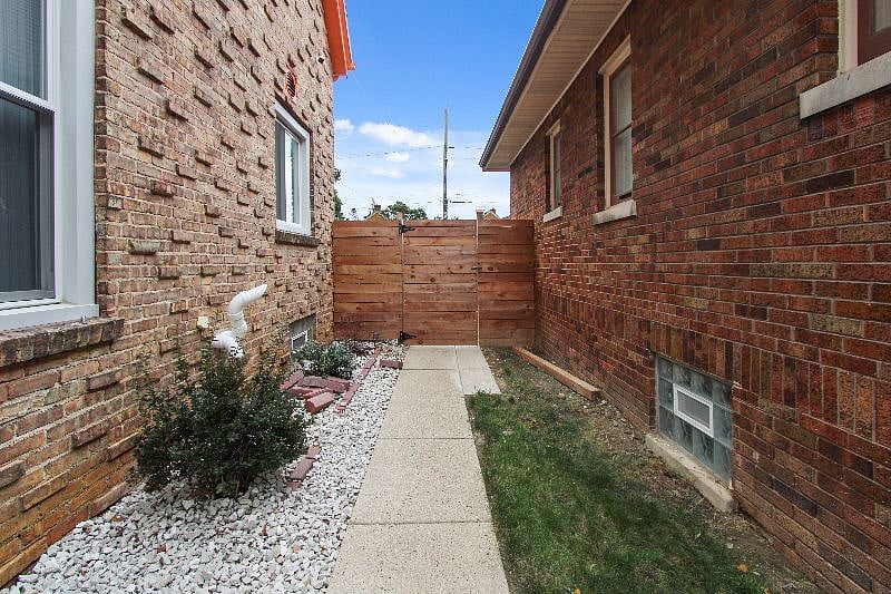 Furnished Finder property 436126_1 photo 23
