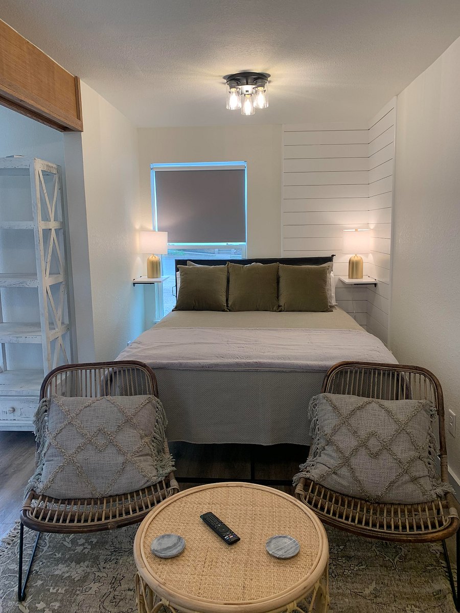 Remodeled Studio Unit
