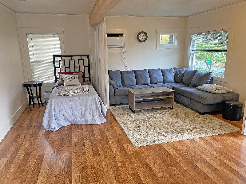 Furnished Finder property 436185_1 photo 6
