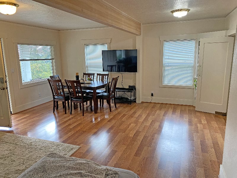 Furnished Finder property 436185_1 photo 7