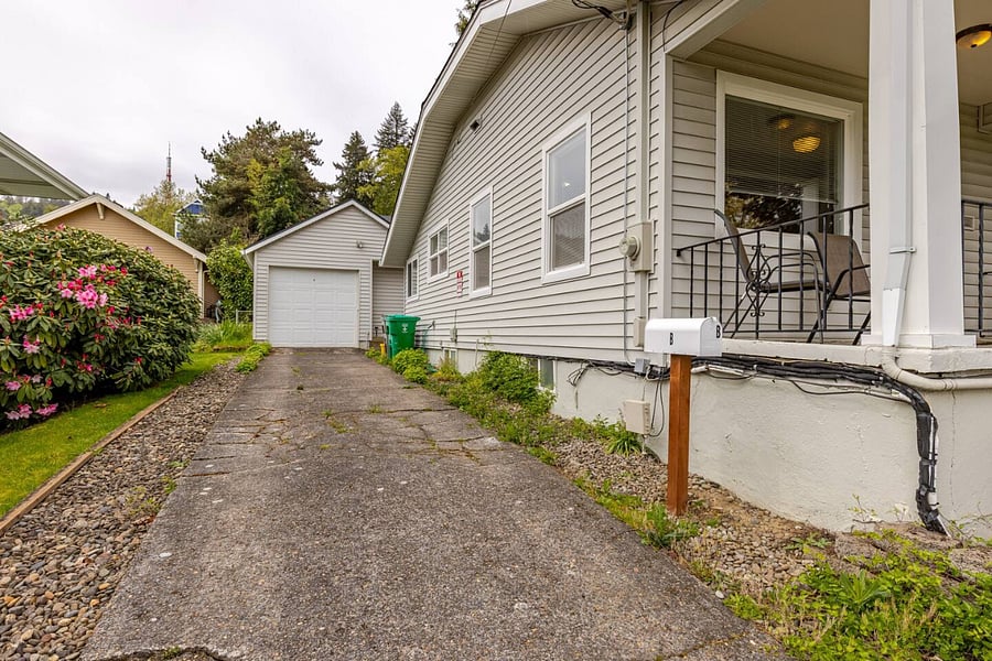 Furnished Finder property 436185_2 photo 11