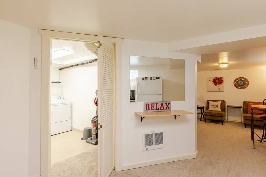 Furnished Finder property 436185_2 photo 12