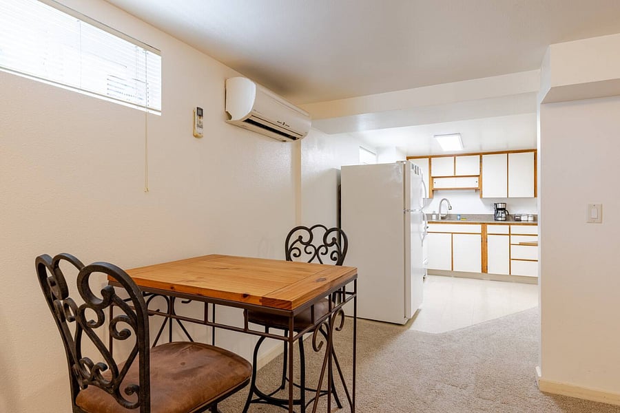 Furnished Finder property 436185_2 photo 17