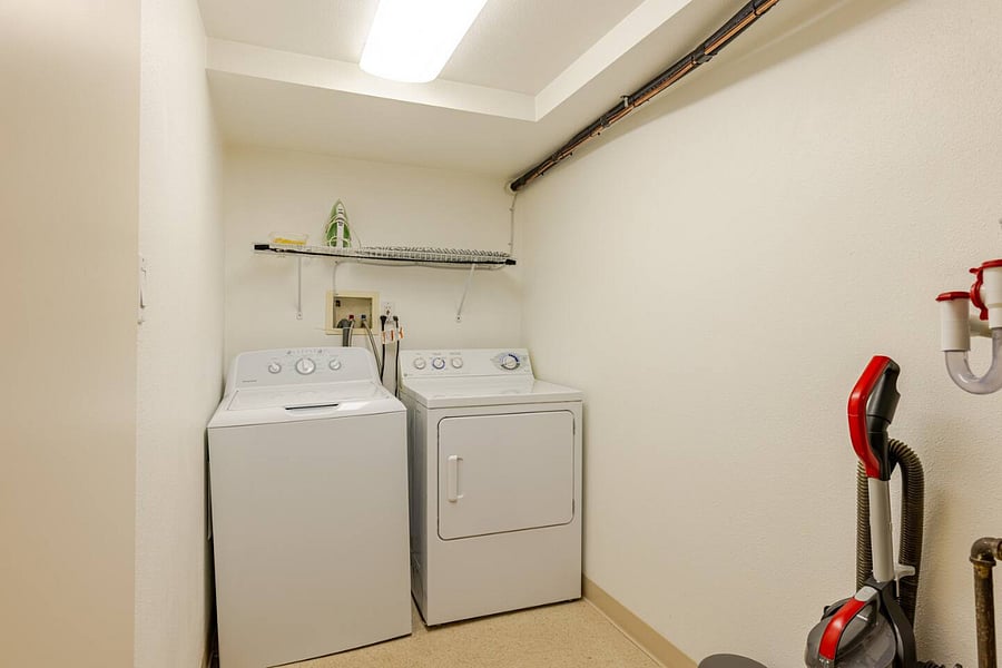Furnished Finder property 436185_2 photo 23