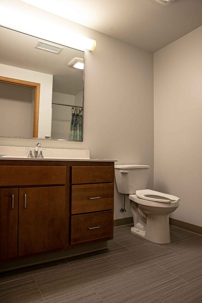 Furnished Finder property 436202_1 photo 7