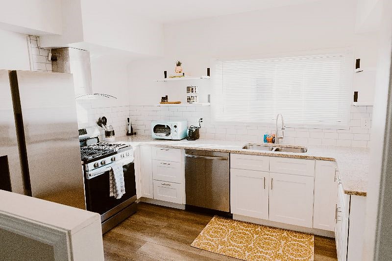 Fully stocked kitchen. New stainless steel appliances 