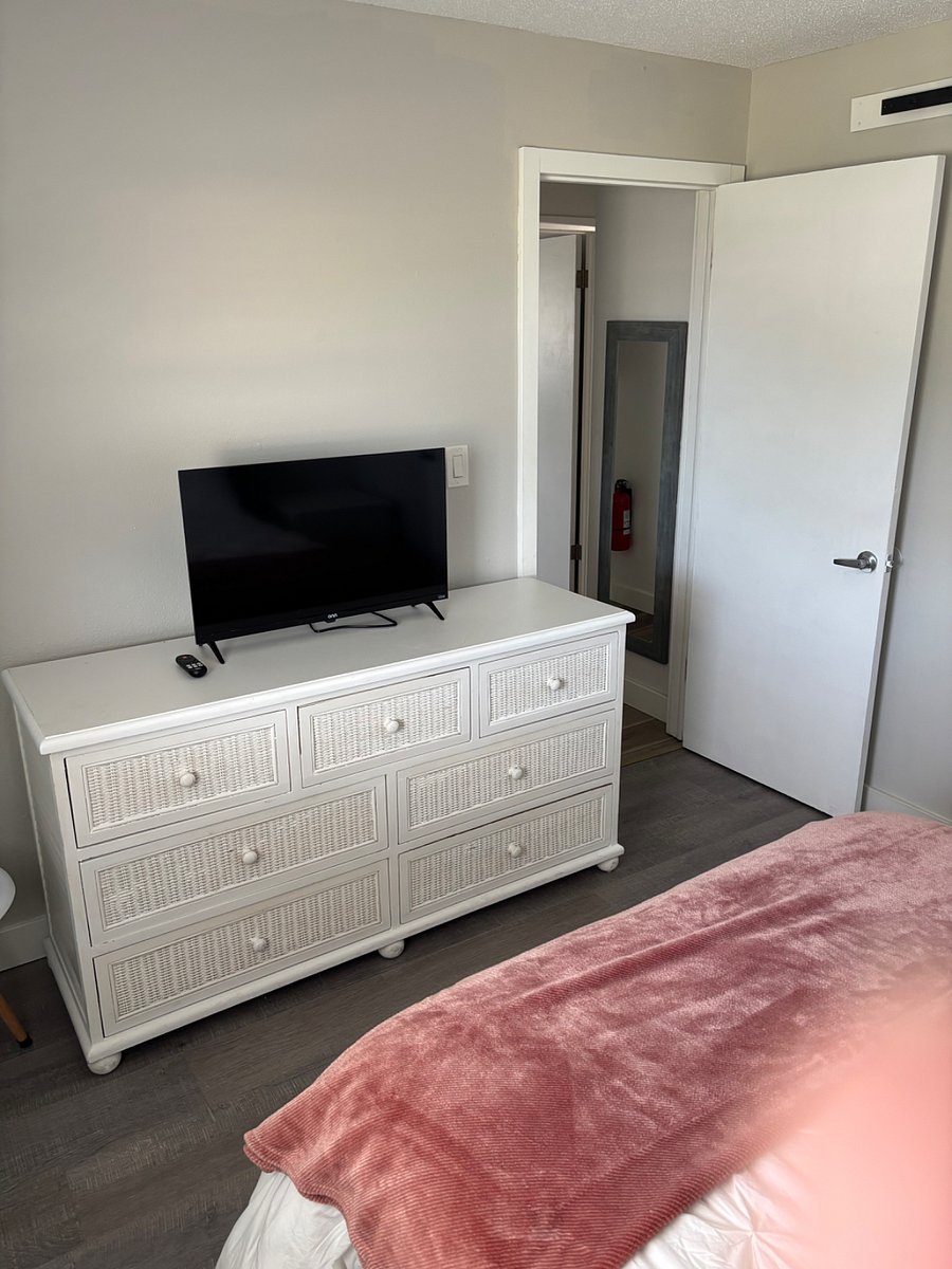 Furnished Finder property 436229_1 photo 18