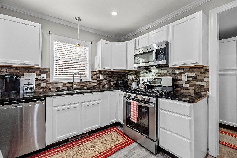 Furnished Finder property 436237_1 photo 11