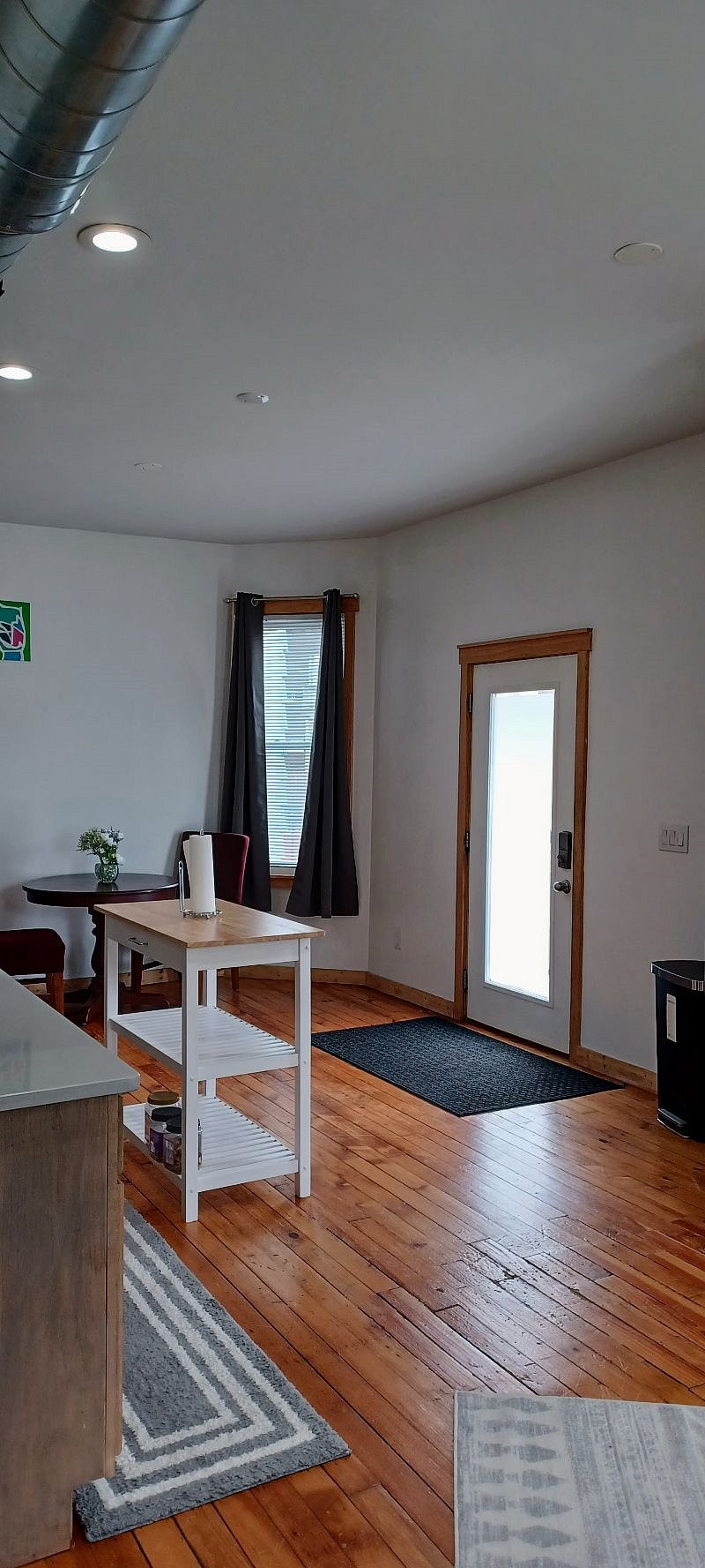 Furnished Finder property 436253_1 photo 4