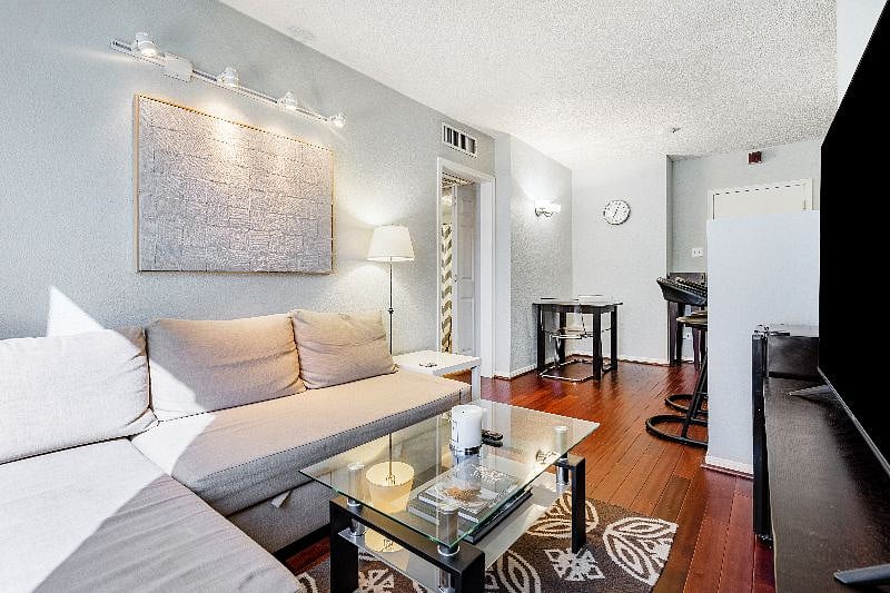 Furnished Finder property 436262_1 photo 8