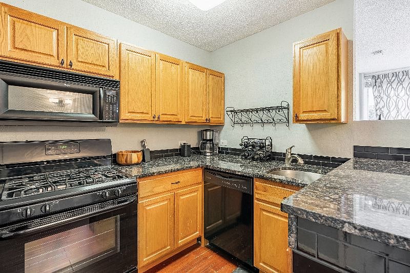 Furnished Finder property 436262_1 photo 10