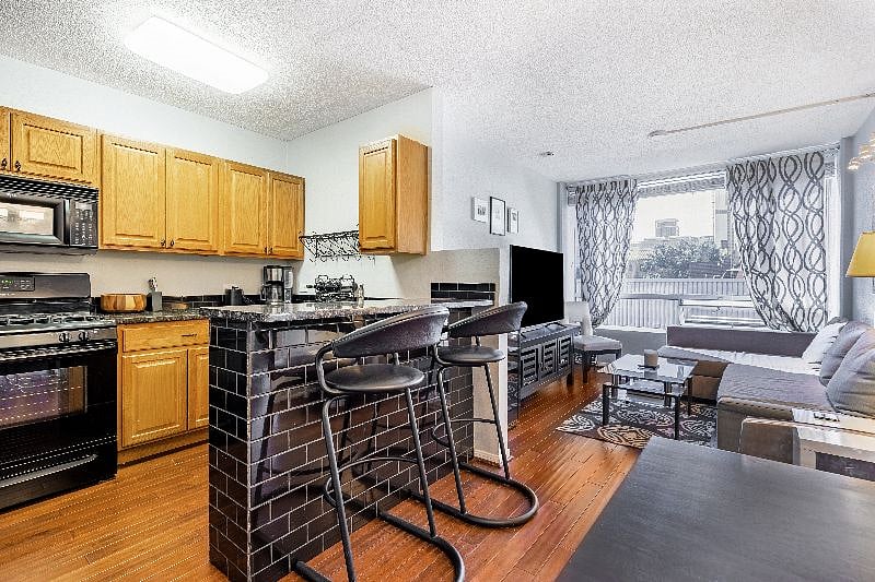 Furnished Finder property 436262_1 photo 5
