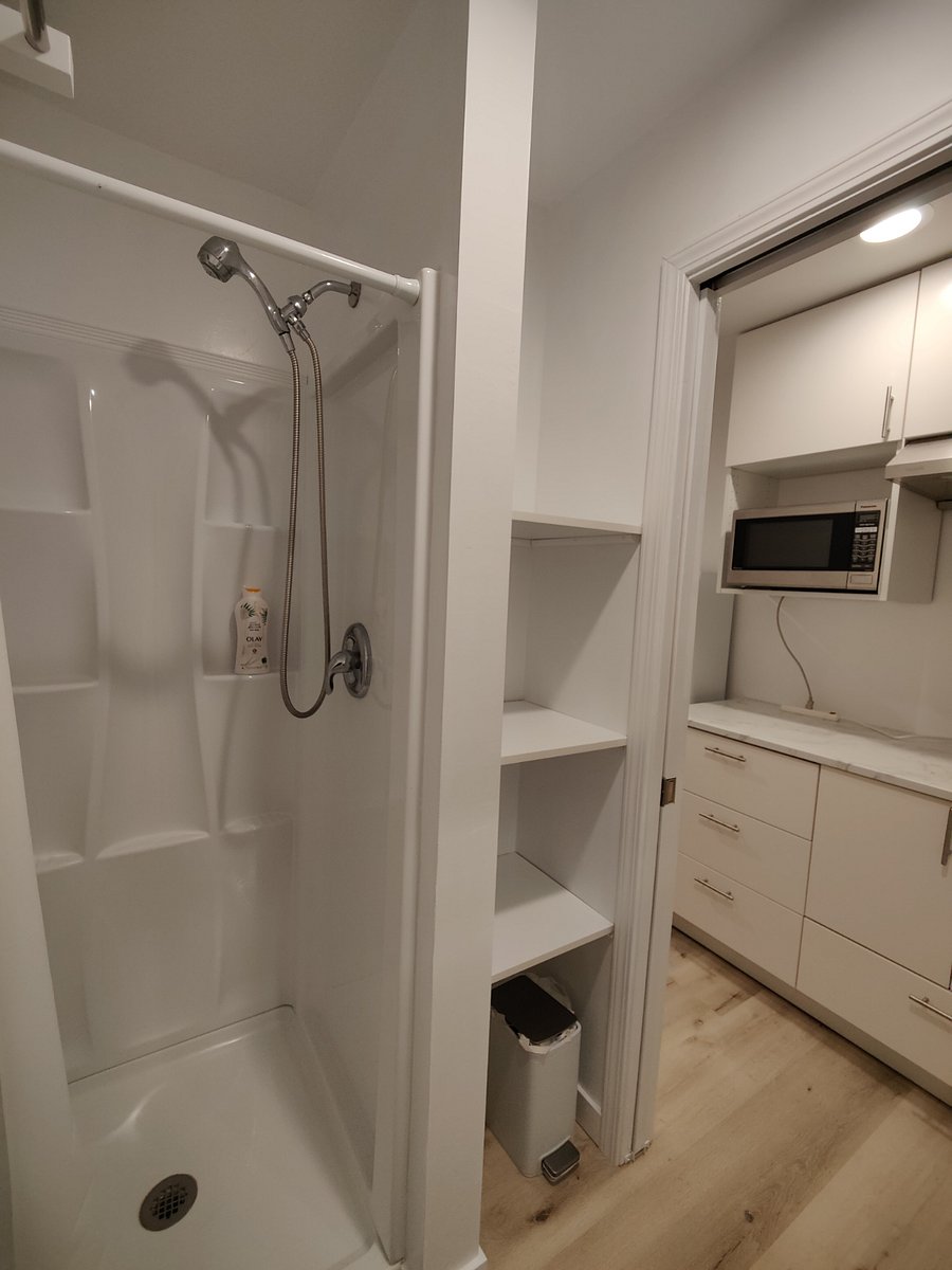 Furnished Finder property 436285_1 photo 3