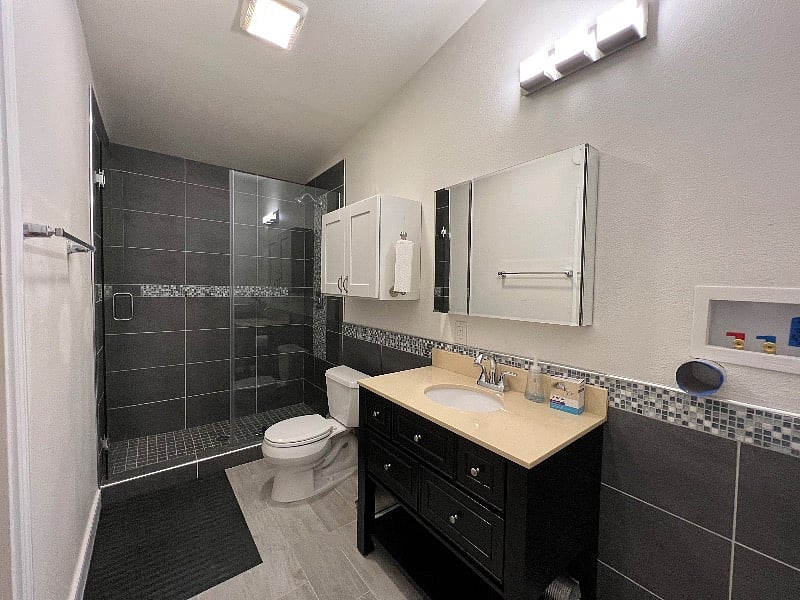 Furnished Finder property 436394_1 photo 6