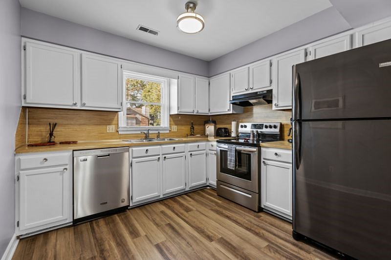 Furnished Finder property 436498_1 photo 4