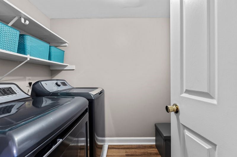 Furnished Finder property 436498_1 photo 13