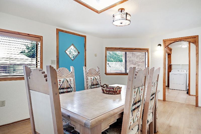 Furnished Finder property 436500_1 photo 22