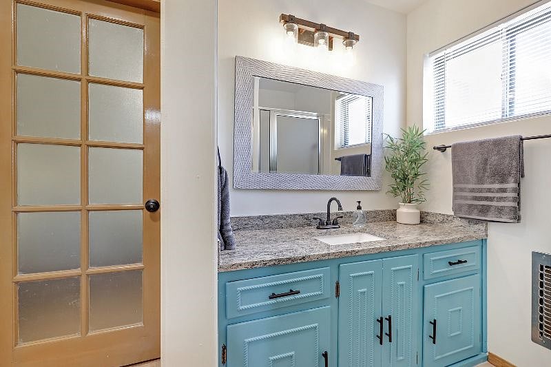 Furnished Finder property 436500_1 photo 12