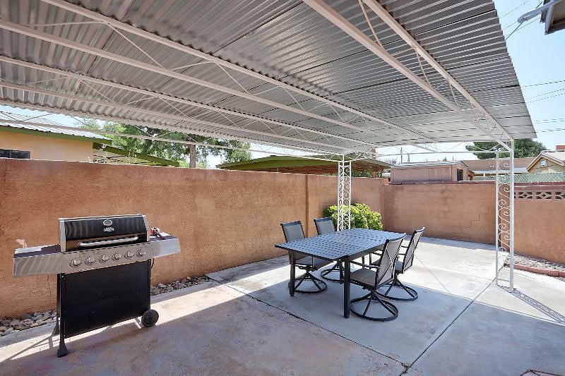 Furnished Finder property 436500_1 photo 25