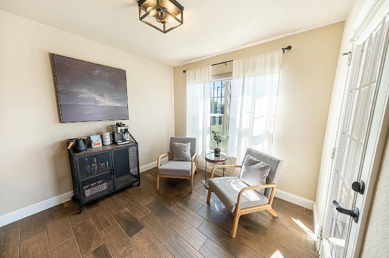 Furnished Finder property 436503_1 photo 12