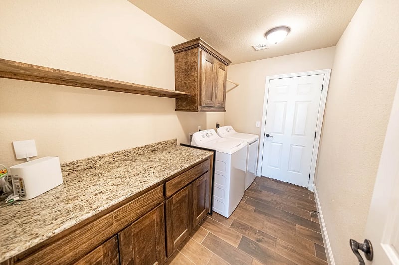 Furnished Finder property 436503_1 photo 21