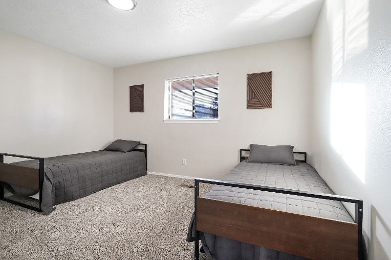 Furnished Finder property 436513_1 photo 16