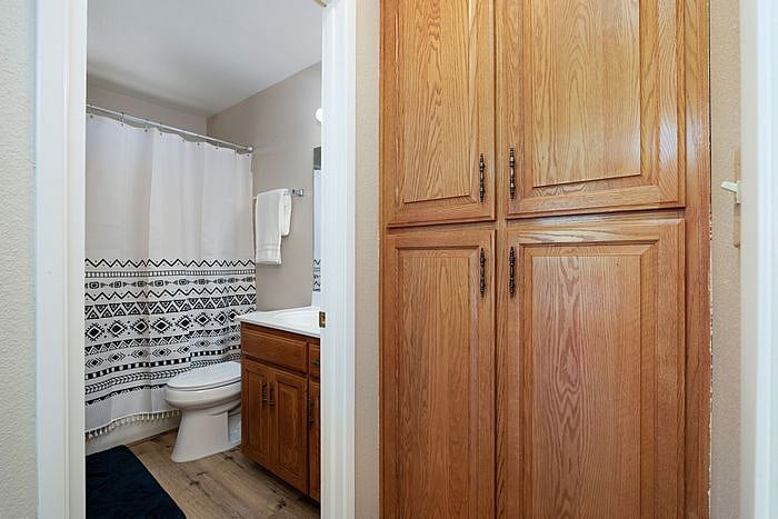 Furnished Finder property 436528_1 photo 16