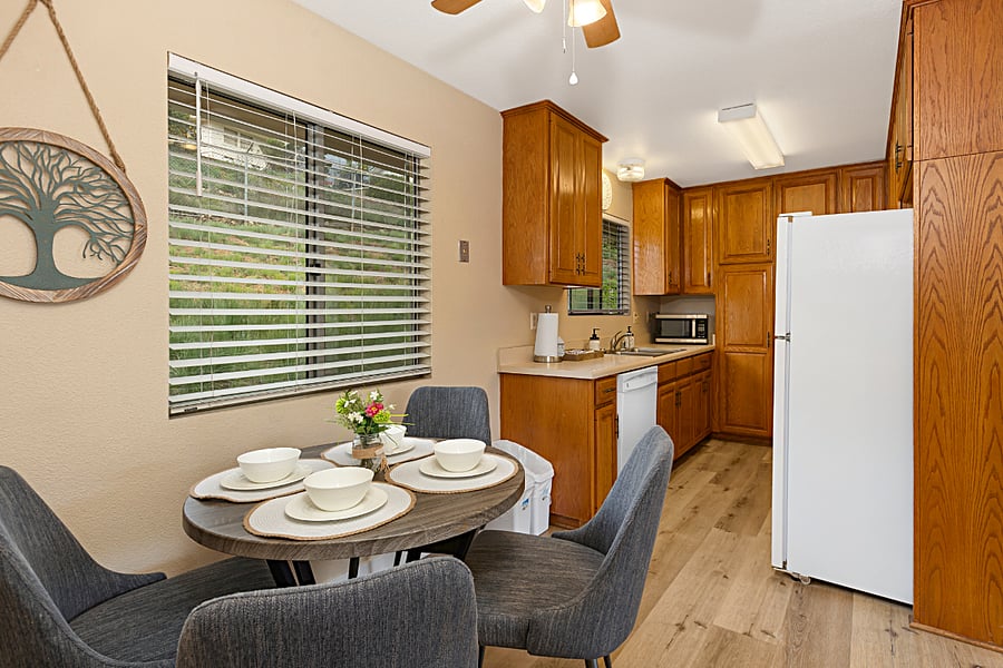 Furnished Finder property 436528_1 photo 3