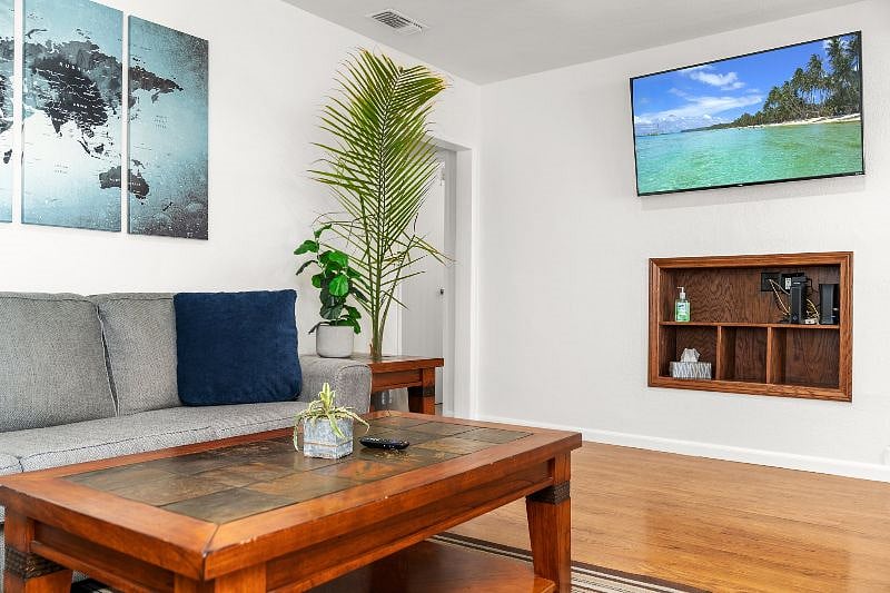 Furnished Finder property 436534_1 photo 32