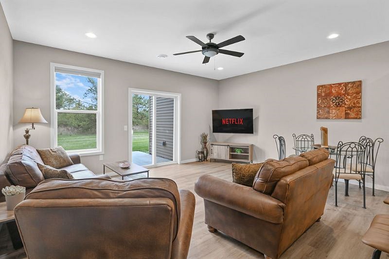 Furnished Finder property 436542_1 photo 5