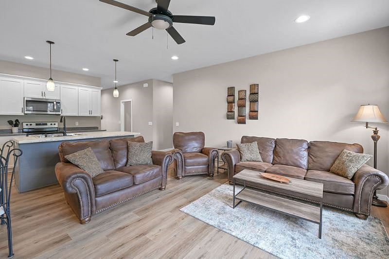 Furnished Finder property 436542_1 photo 6