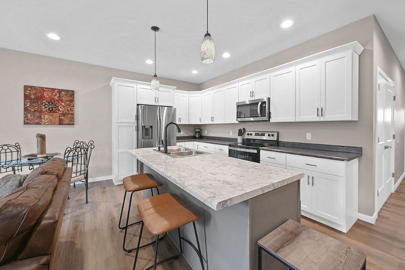 Furnished Finder property 436542_1 photo 8