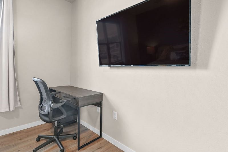 Furnished Finder property 436542_1 photo 13