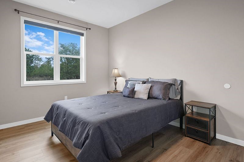 Furnished Finder property 436542_1 photo 25