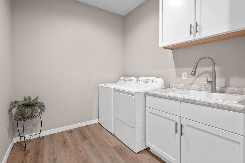 Furnished Finder property 436542_1 photo 26
