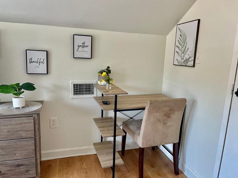 Furnished Finder property 436577_1 photo 3