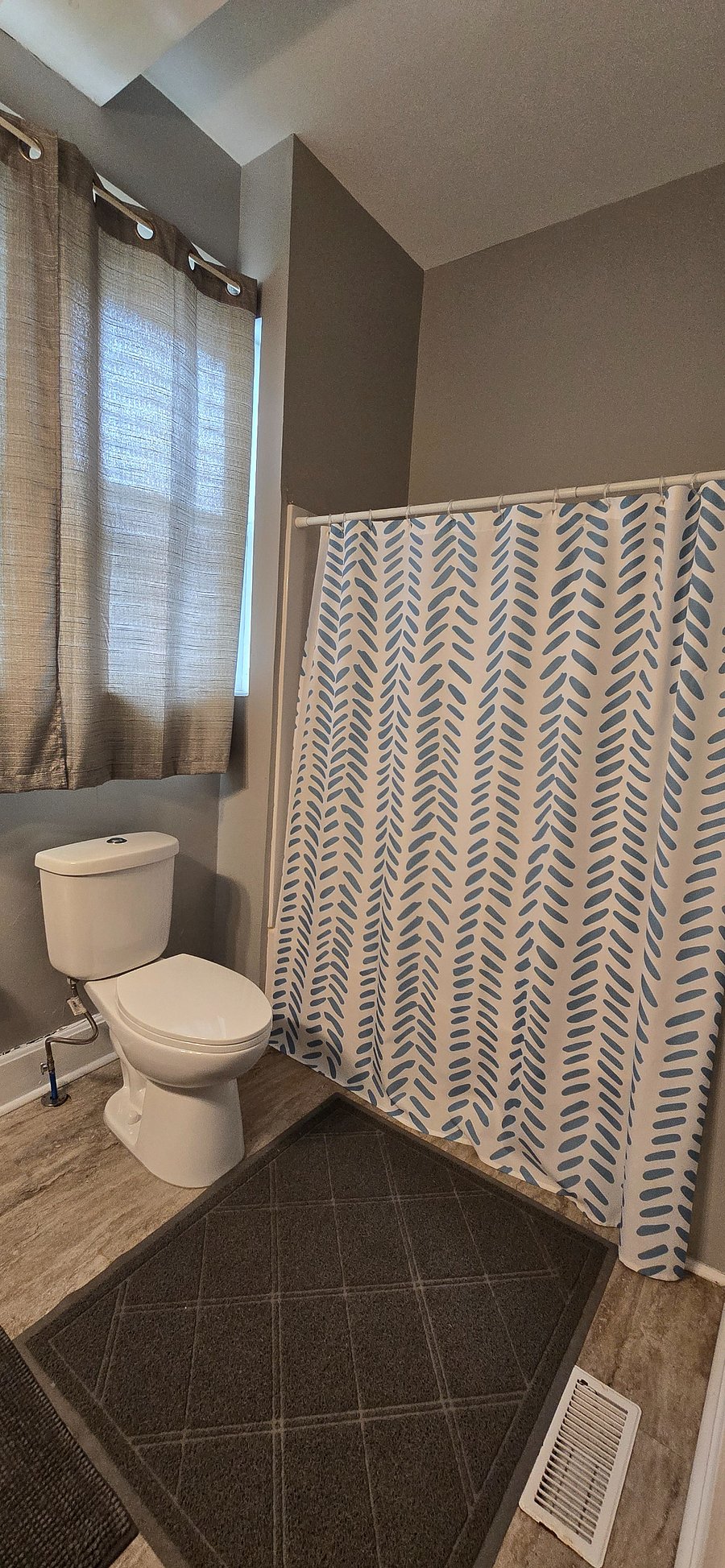 Furnished Finder property 436653_1 photo 6