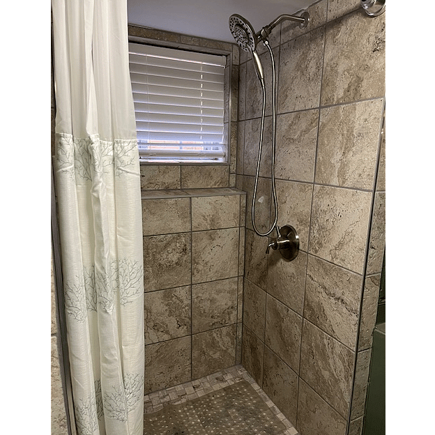 Furnished Finder property 436656_3 photo 7