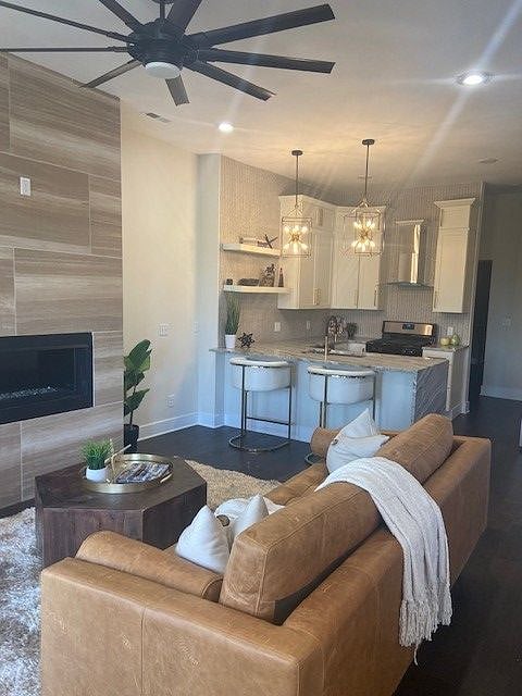 Furnished Finder property 436705_1 photo 11