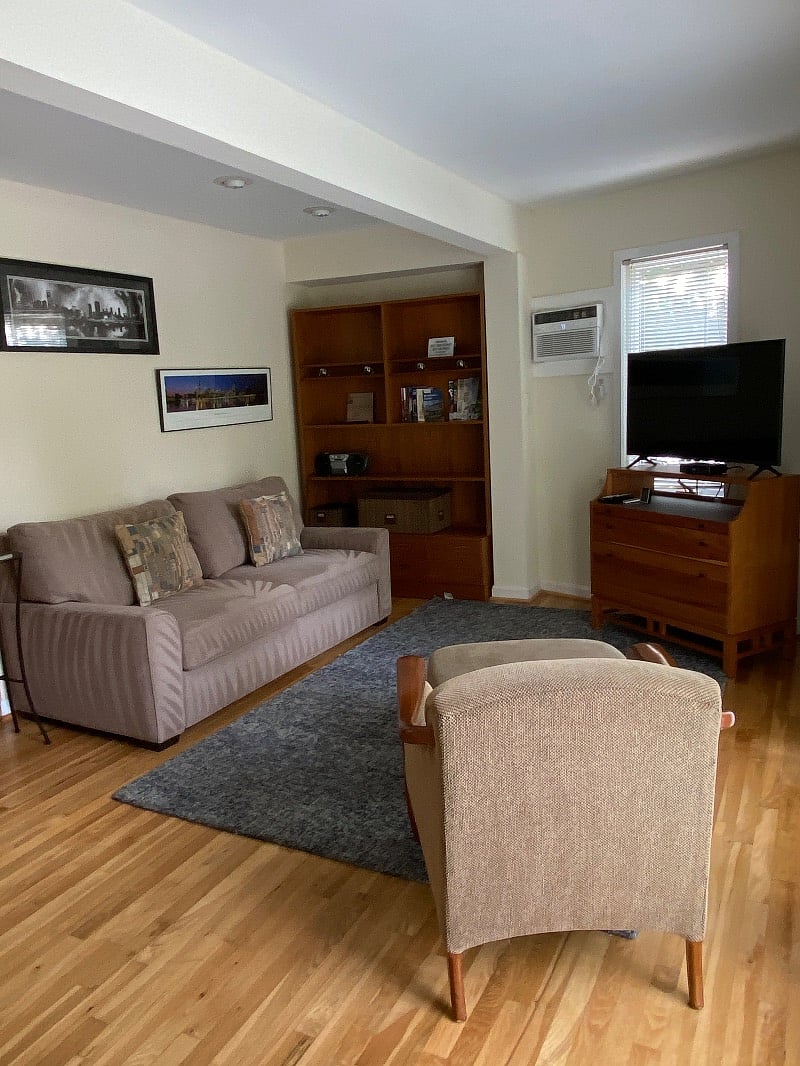 Living Room with pull out queen sized tempurpedic sleeper