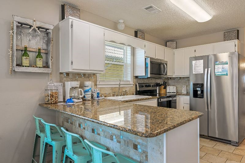 Furnished Finder property 436723_1 photo 3