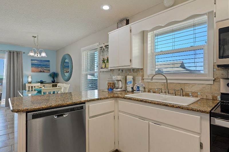 Furnished Finder property 436723_1 photo 4
