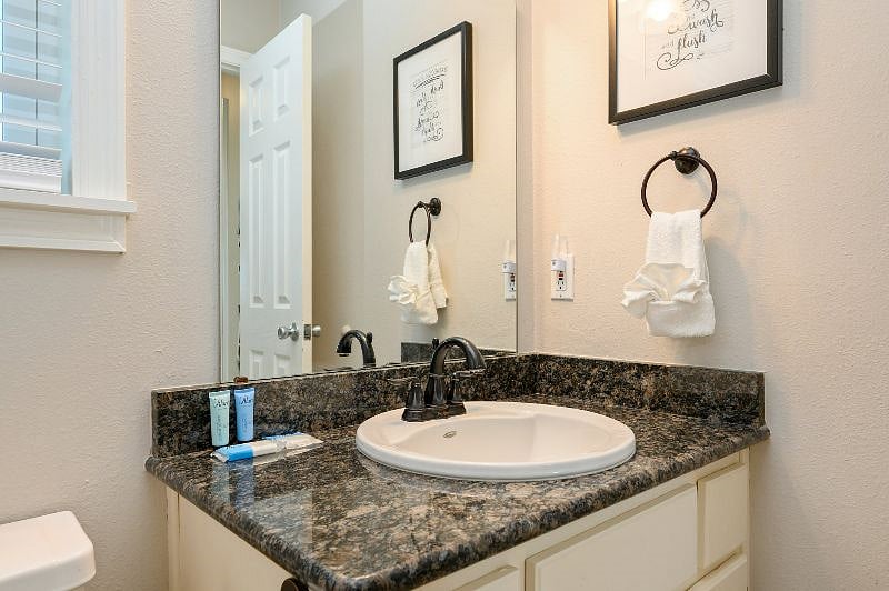 Furnished Finder property 436723_1 photo 18