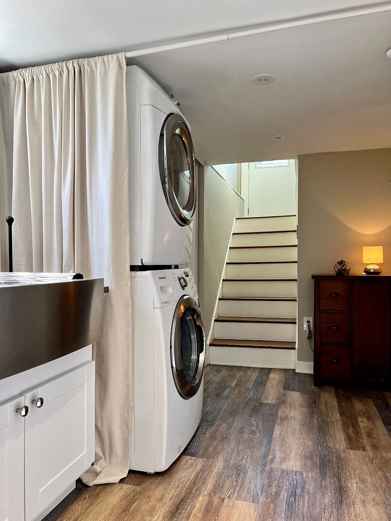 Laundry and Entry Area