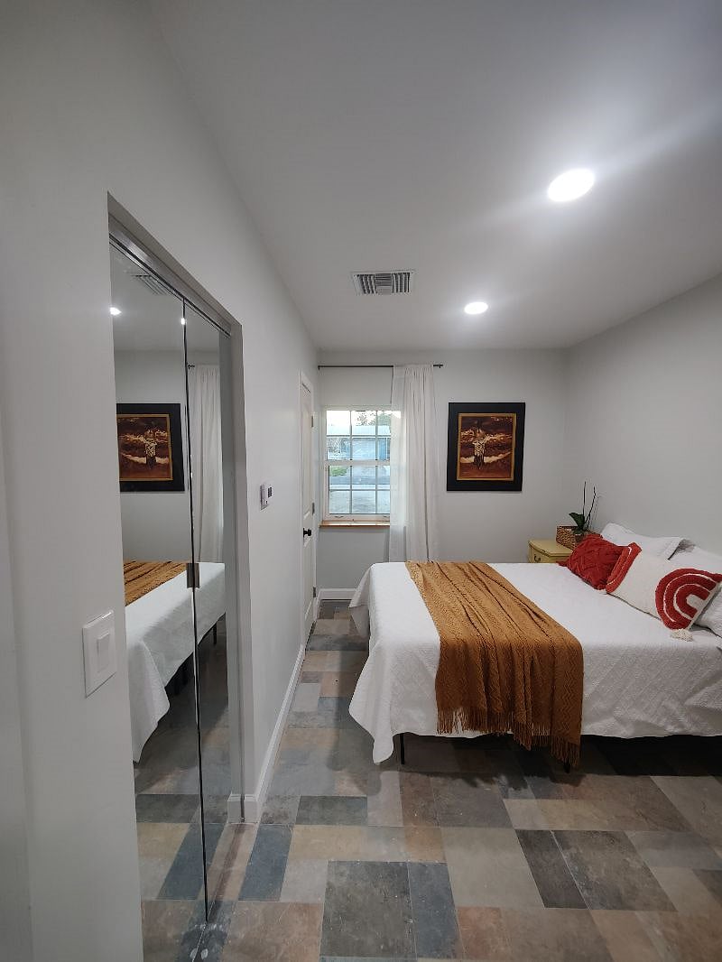 Furnished Finder property 436750_2 photo 10