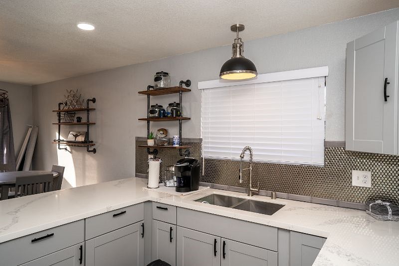 Furnished Finder property 436793_1 photo 6