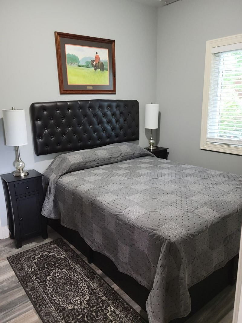 Furnished Finder property 436854_1 photo 9