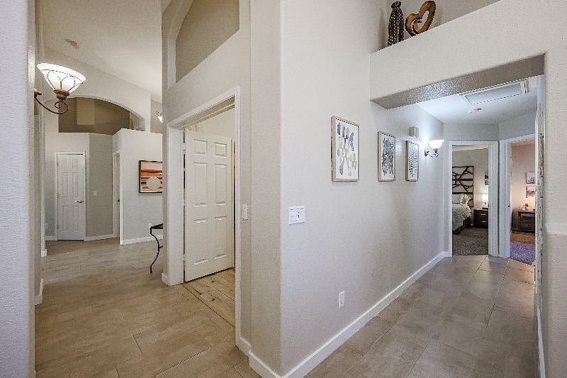Furnished Finder property 436891_1 photo 23
