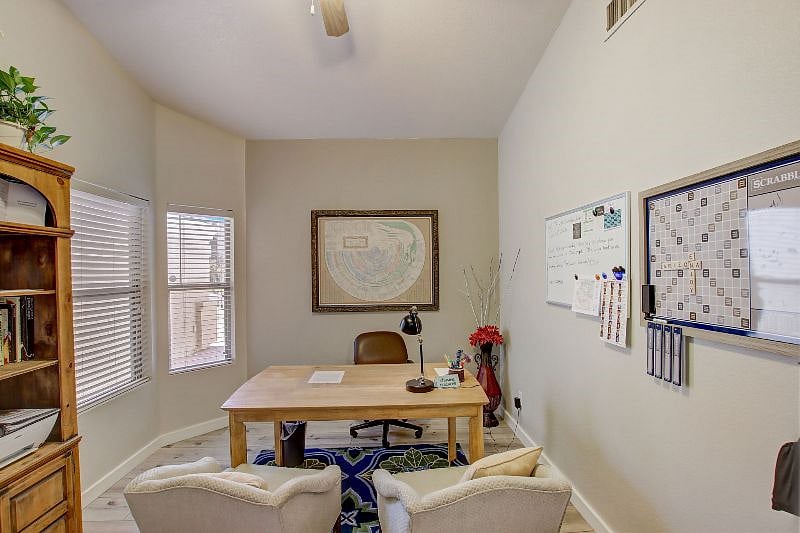 Furnished Finder property 436891_1 photo 25